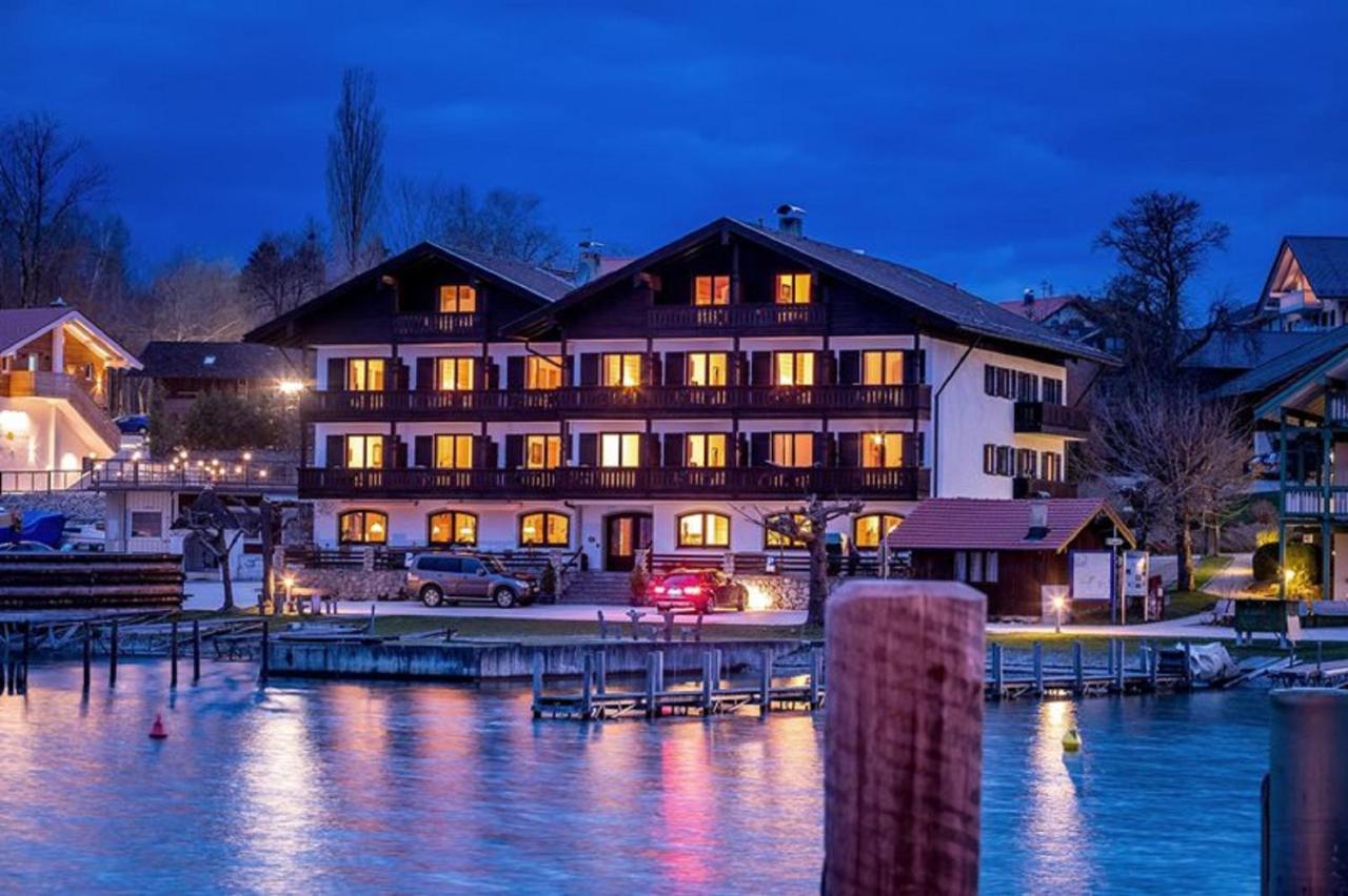 Gaestehaus Gruenaeugl Am See Gstadt am Chiemsee Exterior foto